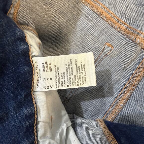 American Eagle Outfitters Curvy High-Rise Skinny Kick Jeans - Picture 6 of 8